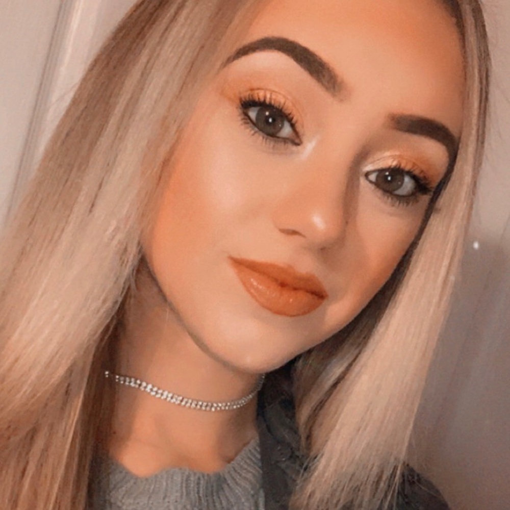 Meet your Posher, Amanda